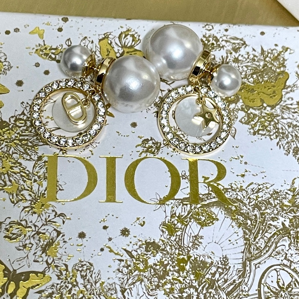 Dior - Picture 3 of 13